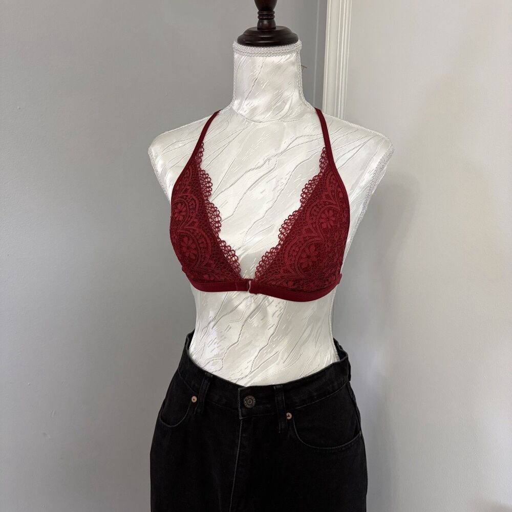 Victoria’s Secret Body by Victoria Burgundy Lace Racerback Plunge Bralette M